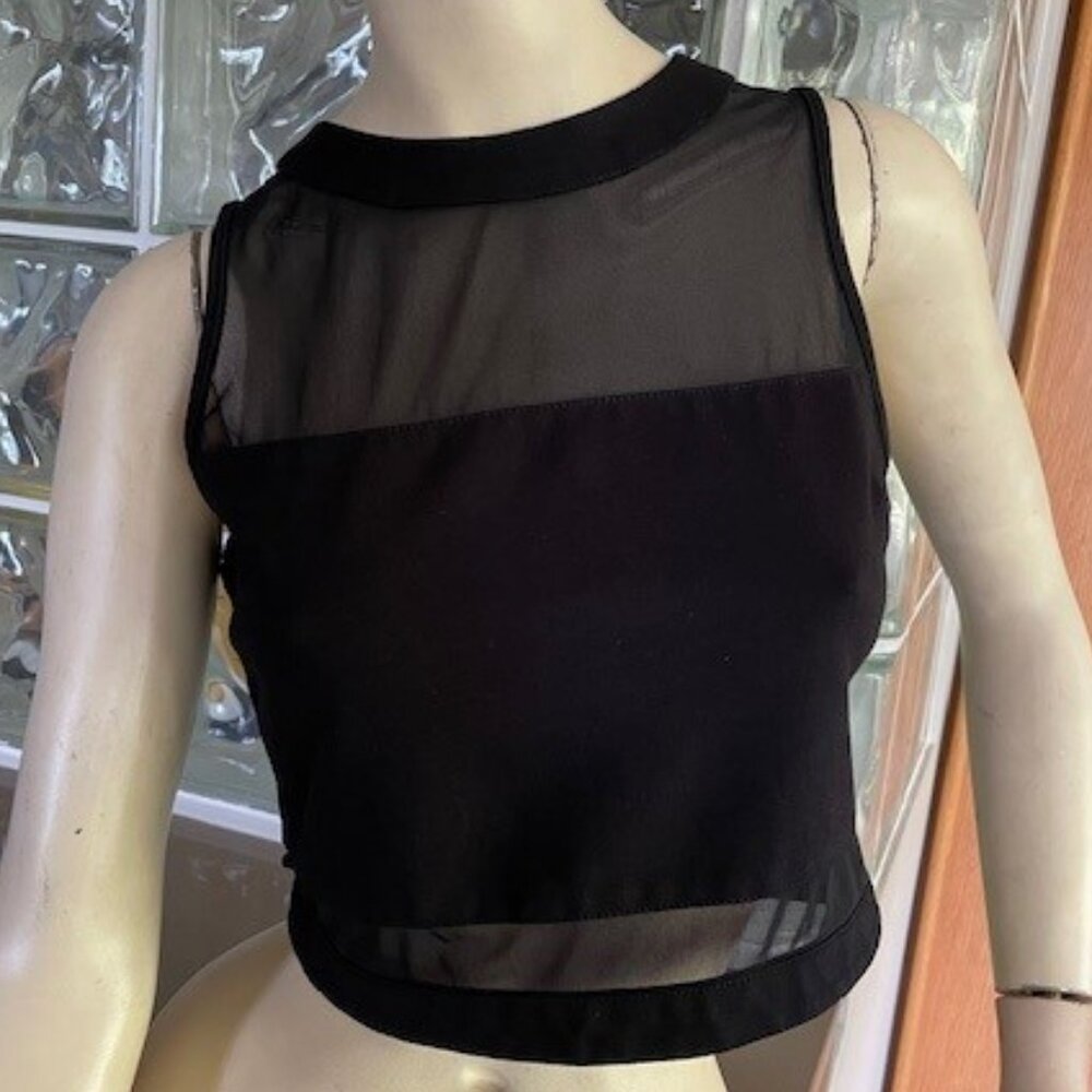 GUESS CROP TOP - BLACK SHEER/SOLID Sleeveless, Zip Up Back, Trendy, Size Small